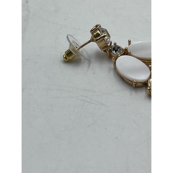 Kate Spade Bungalow Bouquet Cluster Mother Of Pearl Earrings Necklace Set - Picture 14 of 16